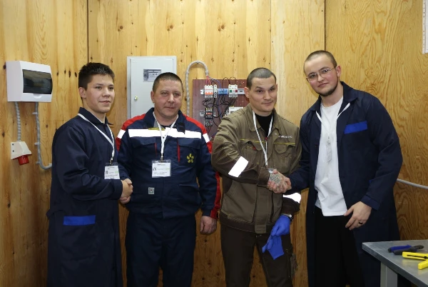 Чемпионат профессиональных навыков: будущие и действующие энергетики сошлись в честном бою