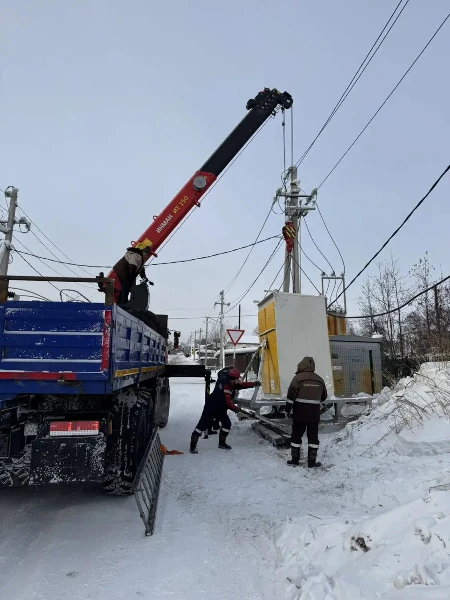 Сотрудники АО «Витимэнерго» продолжают работу по обеспечению стабильного и бесперебойного электроснабжения города Бодайбо, Бодайбинского района, а также объектов, расположенных в зоне чрезвычайной ситуации.